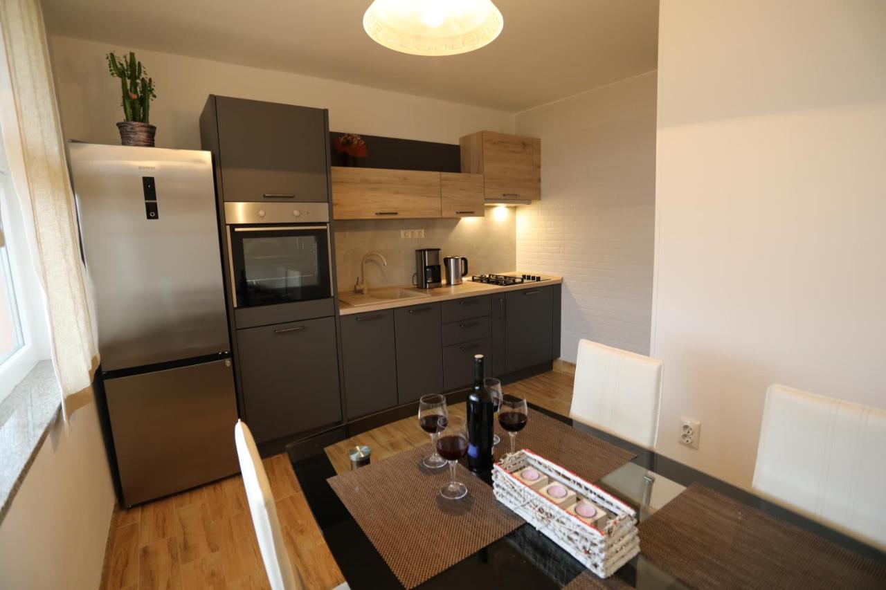 Apartament Klara-Centar Pula Exterior photo